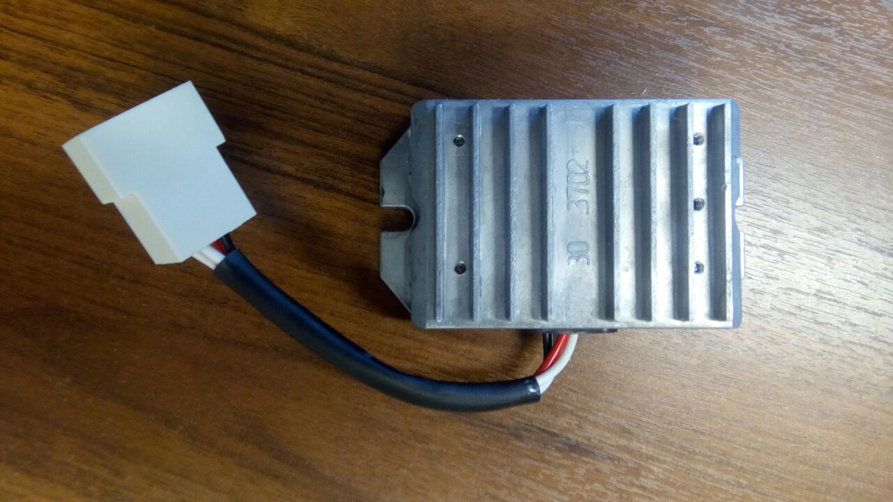 Регулятор напряжения РМ Буран 640 (6 000) Регулятор напряжения РМ Буран 640 (6 000)